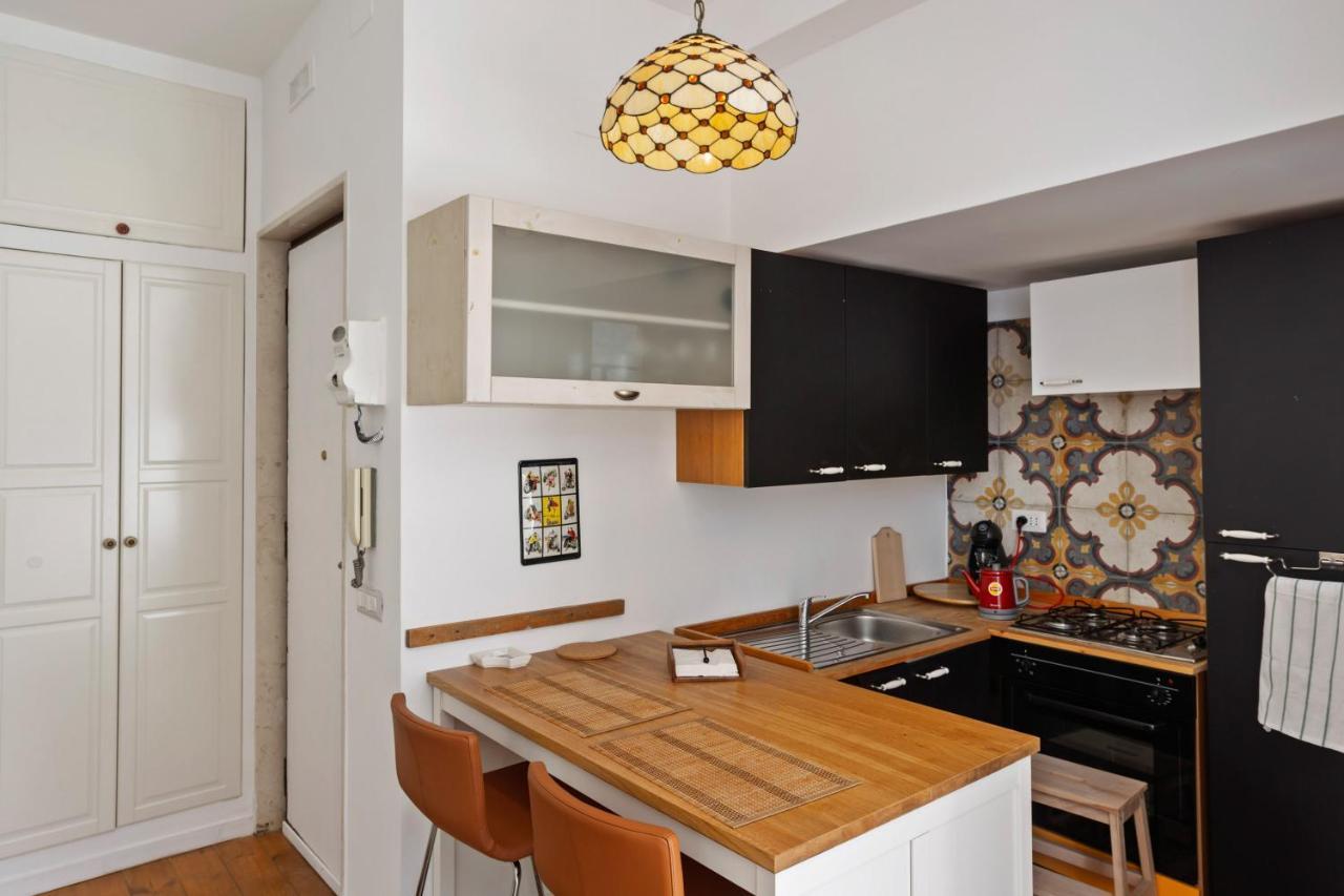 Madonella Apartment Con Terrazzo Бари Екстериор снимка