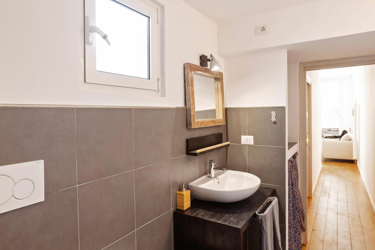 Madonella Apartment Con Terrazzo Бари Екстериор снимка