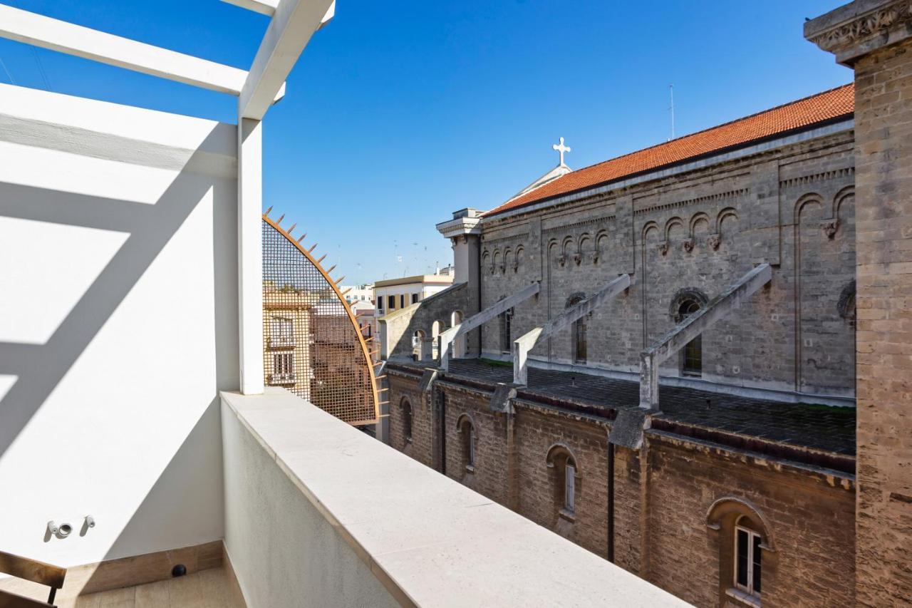 Madonella Apartment Con Terrazzo Бари Екстериор снимка